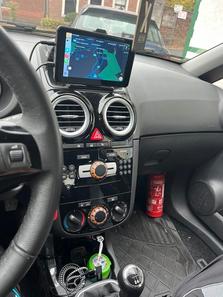 Opel corsa  9/2014, Auto's, Opel, Particulier, Corsa, Elektrische ramen, Benzine, Euro 5, Berline, 5 deurs, Handgeschakeld, Zilver of Grijs