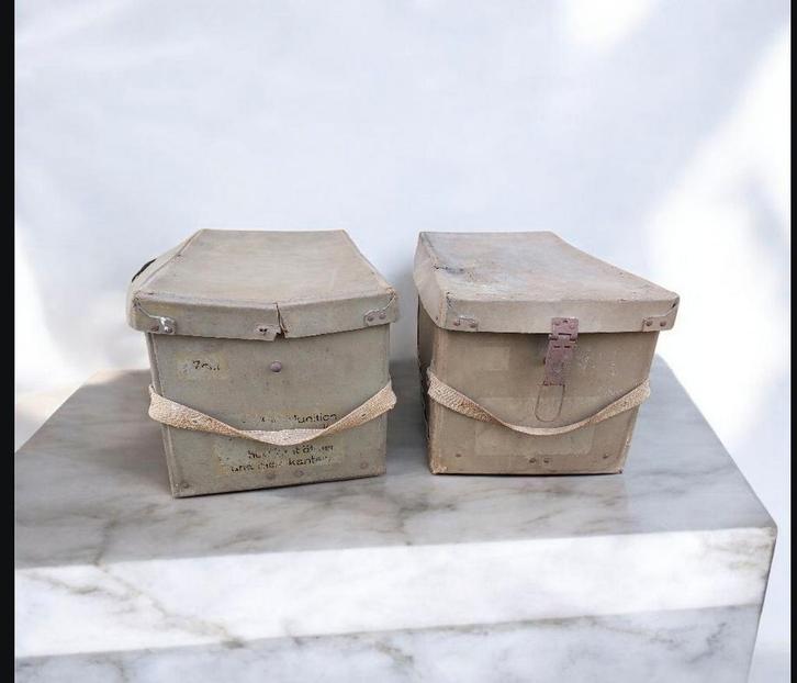Boîtes à munitions de la Luftwaffe allemande de la Seconde G, Collections, Objets militaires | Seconde Guerre mondiale, Enlèvement ou Envoi