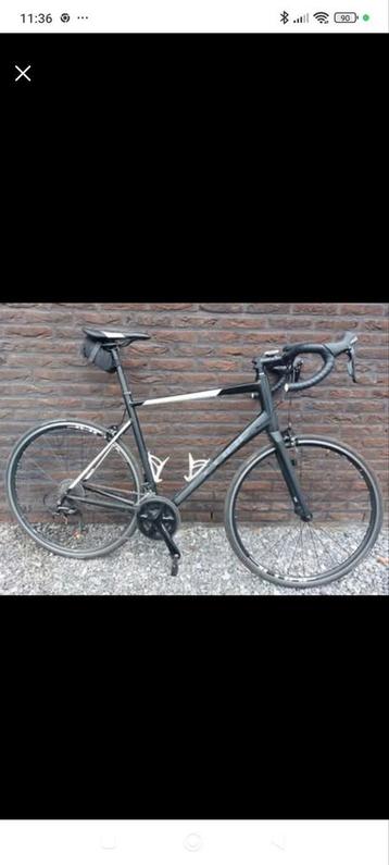 Koersfiets Cube maat 60 beschikbaar voor biedingen