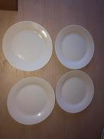 Set van 4 dessertborden van wit porselein, Ophalen of Verzenden, Zo goed als nieuw, Bord