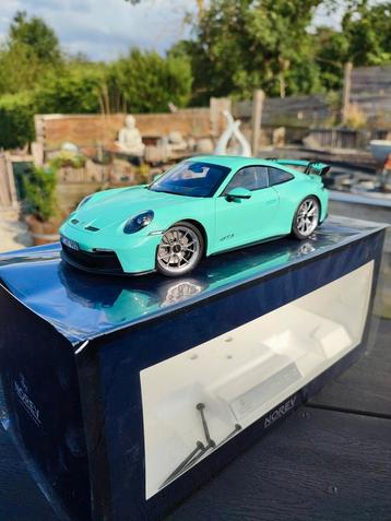 Porsche 992 GT3 1/18 Noorwegen beschikbaar voor biedingen