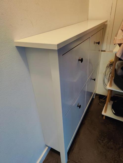 IKEA HEMNES schoenenkast – wit – 107x22x101 cm, Huis en Inrichting, Kasten | Schoenenkasten, Zo goed als nieuw, Ophalen