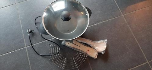 nieuw elektrische wokpan met deksel nog in verpakking, Electroménager, Appareils à gourmet, Neuf, Enlèvement ou Envoi
