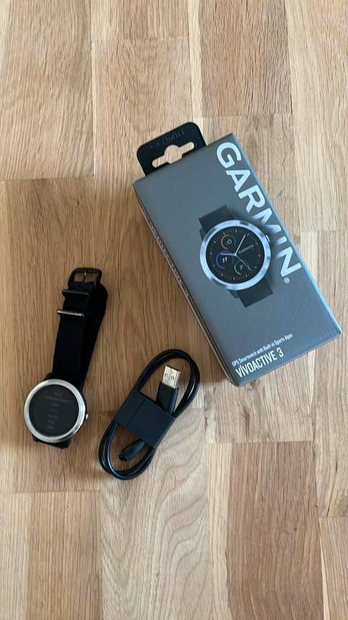 Garmin vivoactive3, Handtassen en Accessoires, Smartwatches, Zo goed als nieuw, Android, Zwart, Afstand, Calorieverbanding, GPS