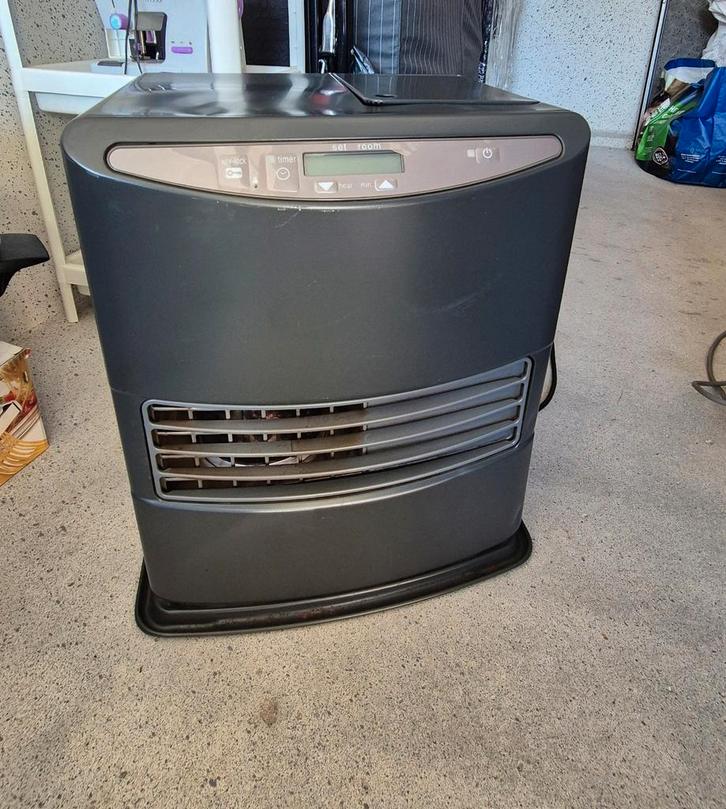 Poêle à pétrole Zibro, Bricolage & Construction, Chauffage & Radiateurs, Comme neuf, Poêle, Enlèvement ou Envoi