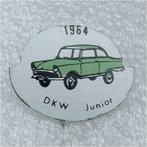 SP1095 Speldje 1964 DKW Junior groen, Collections, Broches, Pins & Badges, Utilisé, Enlèvement ou Envoi