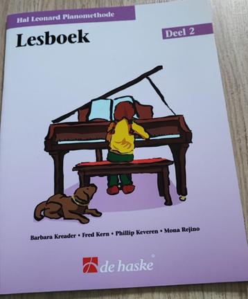 Hal Leonard Pianomethode Deel 2 Lesboek beschikbaar voor biedingen