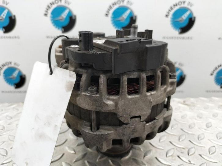 RENAULT CLIO [ALTERNATOR] 2014, Auto-onderdelen, Motor en Toebehoren, Gebruikt, ARN erkend, Stiba lid, Erkend duurzaam, Ophalen of Verzenden