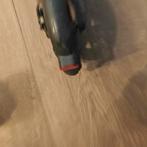 E step te koop 25/km per uur  met lader, Fietsen en Brommers, Ophalen, Zo goed als nieuw