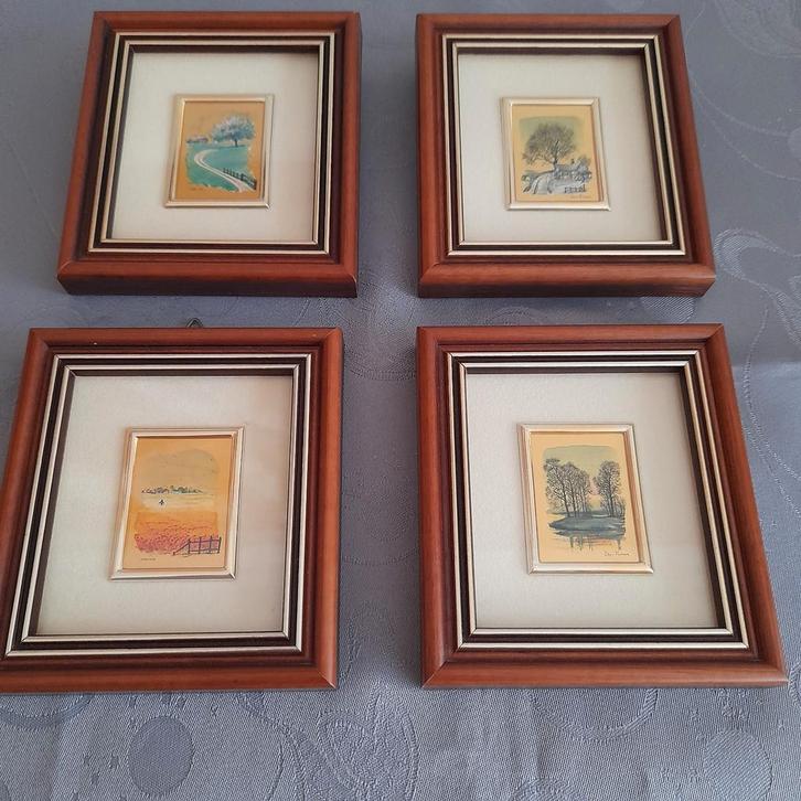 Set van 4 kleine reproducties op 23 karaat bladgoud ( lot)., Antiek en Kunst, Kunst | Schilderijen | Klassiek, Ophalen of Verzenden