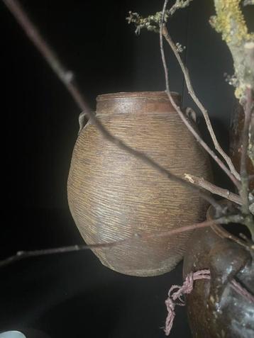 Stenen kruik/ stenen pot/ bloempot beschikbaar voor biedingen