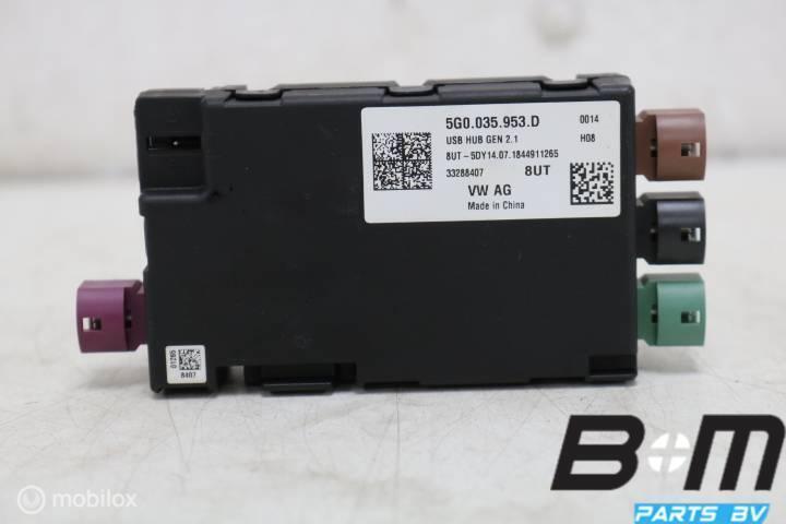 USB hub met spanningsomvormer VW Polo 2G 5G0035953D, Auto diversen, Autoradio's, Gebruikt