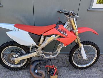 Honda cr 250cc compleet rijwiel gedeelte bj 05 beschikbaar voor biedingen