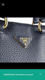Prada handtas, Handtassen en Accessoires, Bedels, Ophalen of Verzenden, Gebruikt, Overige materialen, Overige merken