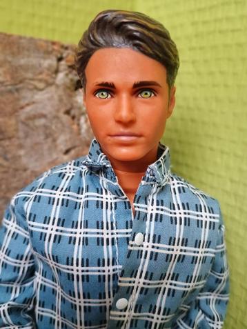 Barbie Brandon 1991 Beverly Hills 90210  beschikbaar voor biedingen