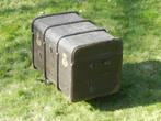 Oude houten transportkoffer, Ophalen