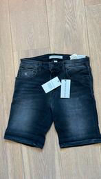 Nieuwe short Calvin Klein maat 12, Broek, Nieuw, Jongen, Calvin Klein