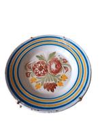Frans 18de eeuws handbeschilderde sierschaal., Antiek en Kunst, Ophalen of Verzenden