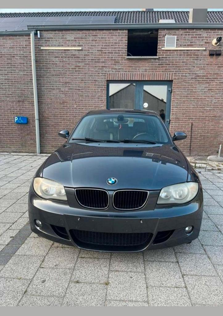 Bmw 1 serie M-pakket hatch., Auto's, BMW, Particulier, 1 Reeks, Diesel, Overige carrosserie, 5 deurs, Handgeschakeld, Achterwielaandrijving