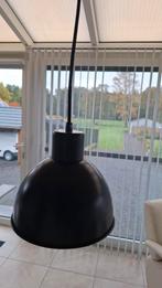 Zwarte hanglamp, Enlèvement, Comme neuf, Autres matériaux, 50 à 75 cm