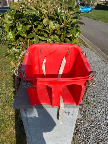 Babyschommel  beschikbaar voor biedingen