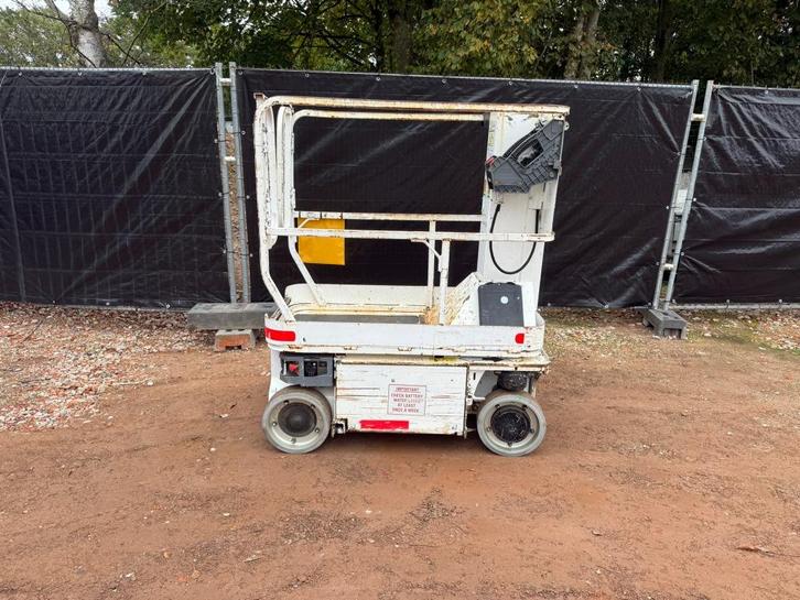 Masthoogwerker JLG 1230ES (5,66m), Doe-het-zelf en Bouw, Lieren en Takels, Ophalen