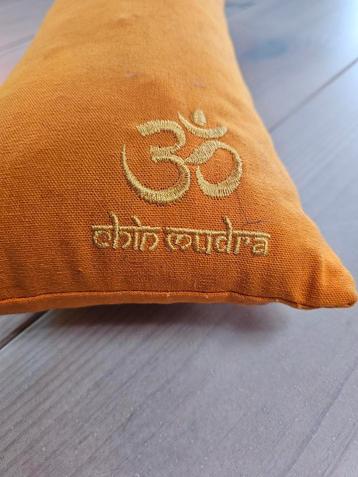 Massagekussen - meditatie  beschikbaar voor biedingen