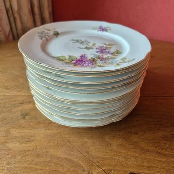 Lot porcelaine voir photos beschikbaar voor biedingen