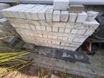 Stapel MBI  betonblokken ongeveer 250 stuks, Doe-het-zelf en Bouw, Metselstenen, Ophalen, Zo goed als nieuw, Beton