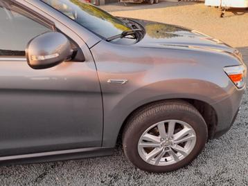 Mitsubishi AXS, Autos, Mitsubishi, Cuir, Achat, Entreprise, Boîte manuelle