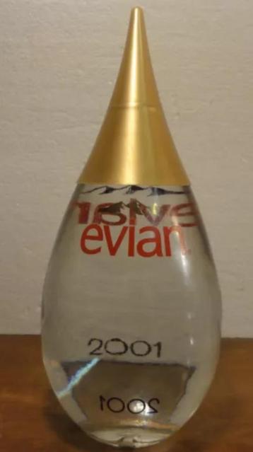 Glazenfles 'waterdruppel'  Bouteille verre 'goutte eau' 2001 beschikbaar voor biedingen