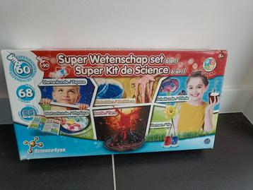 Super wetenschap set beschikbaar voor biedingen