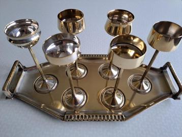 Borrelglaasjes beschikbaar voor biedingen