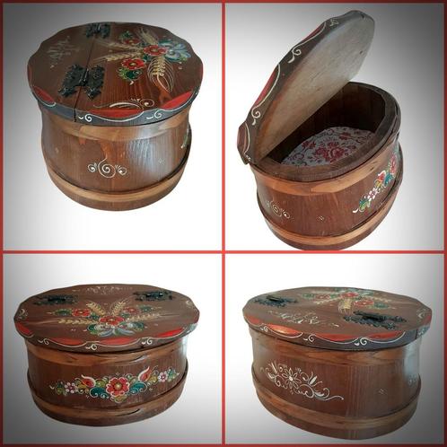 Oude Noorse doos met de hand beschilderd — Tine of Bentwo, Antiek en Kunst, Antiek | Woonaccessoires, Ophalen of Verzenden