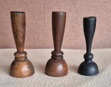 3 vintage houten kaarsenhouders beschikbaar voor biedingen