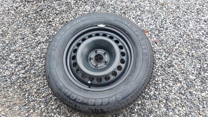 4 Pneus hiver 16 pouces + jantes tôles 5x105 OPEL, Autos : Pièces & Accessoires, Pneus & Jantes, Pneu(s), Pneus hiver, 16 pouces