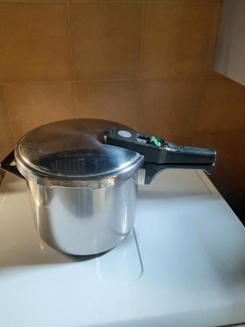 Casserole à pression, Enlèvement, Comme neuf