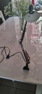 Wandlamp met uitschuifbare arm, Ophalen