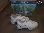 Witte sportschoenen met wieltjes maat 36, Gebruikt, Ophalen of Verzenden, ANDERE, Jongen of Meisje