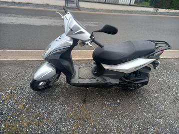Rachat tout scooter. Moto .quad. tracteur, Enlèvement, Comme neuf