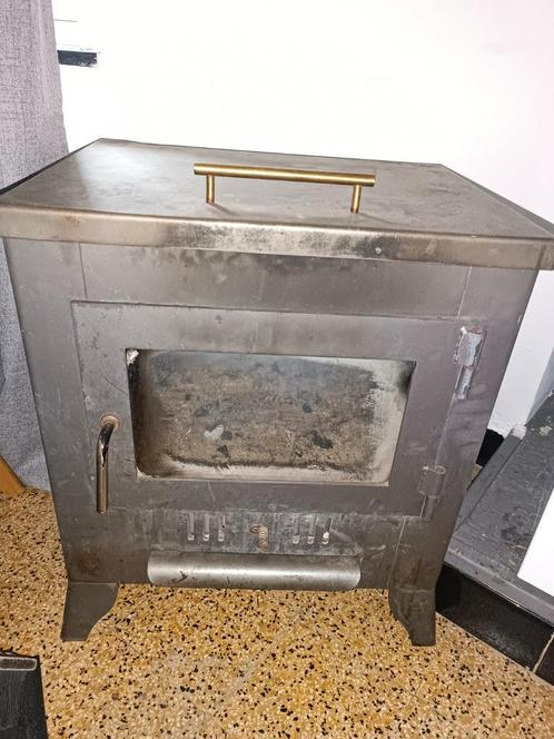 Poêle à bois+accesoires, Doe-het-zelf en Bouw, Verwarming en Radiatoren, Gebruikt, Kachel, Hoog rendement (Hr), Ophalen
