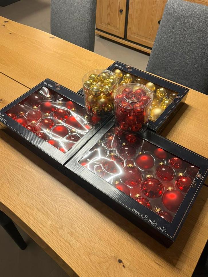 Lot de boules de Noël dorée et rouge, Divers, Noël, Comme neuf, Enlèvement
