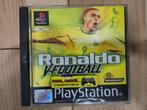 Ronaldo V-Football - PS1 (PlayStation 1) CIB, Ophalen of Verzenden, Gebruikt