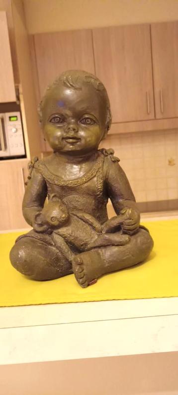 Bronzen meisje min. 2 kg zeer mooi , ik heb ze 60 jaar beschikbaar voor biedingen