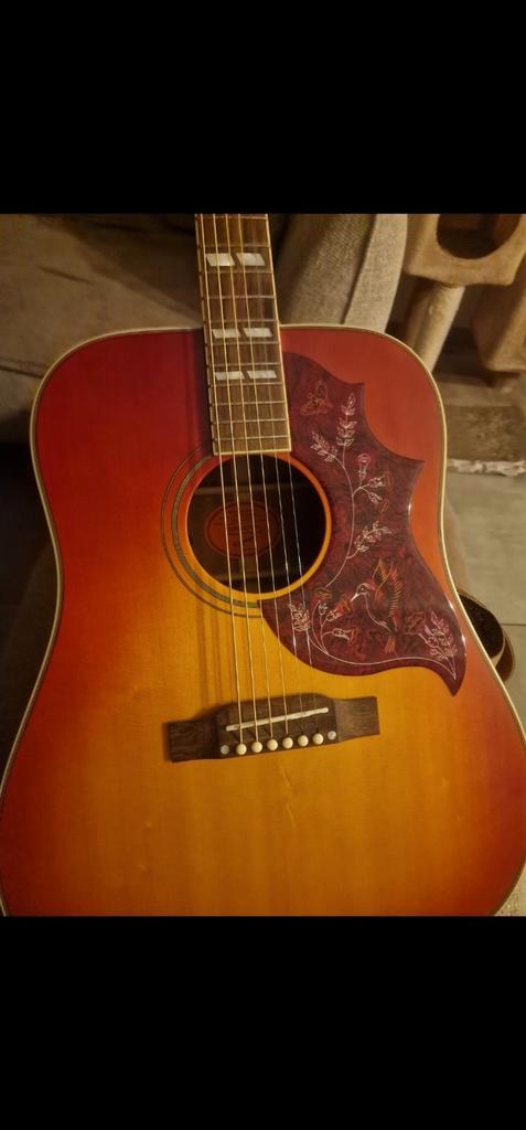 Epiphone Inspired By Gibson Hummingbird, Muziek en Instrumenten, Snaarinstrumenten | Gitaren | Akoestisch, Gebruikt, Ophalen