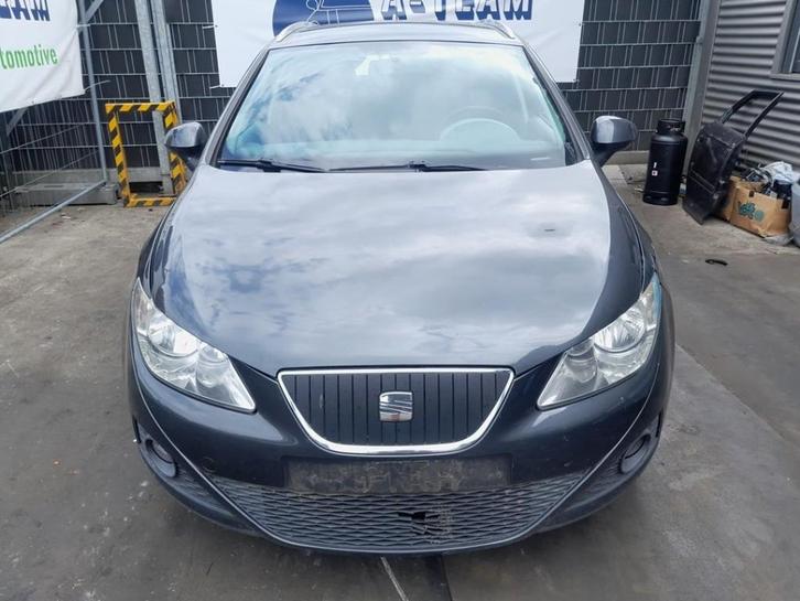 VOORKOP Seat Ibiza ST (6J8) (01-2010/07-2016), Auto-onderdelen, Carrosserie, Seat, Gebruikt