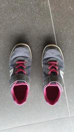 Sportschoenen, turnschoenen newfeel Decathlon maat 36, Kinderen en Baby's, Ophalen of Verzenden, Gebruikt, Sportschoenen