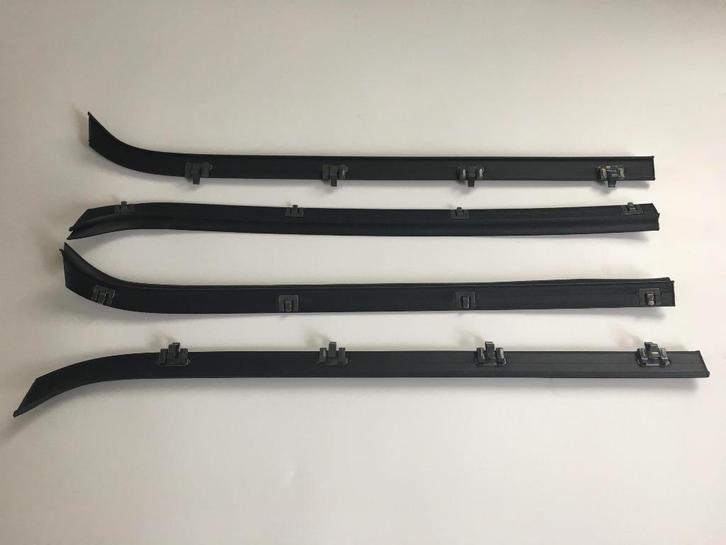 Te koop compleet raamsnorren set suburban achter chevrolet, Auto-onderdelen, Klein materiaal, Amerikaanse onderdelen, Oldtimer onderdelen