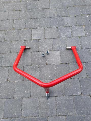 Paddock voor vooraan beschikbaar voor biedingen