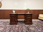 Klassiek Engels Chesterfield Bureau, Antiek en Kunst, Antiek | Kantoor en Zakelijk, Ophalen of Verzenden